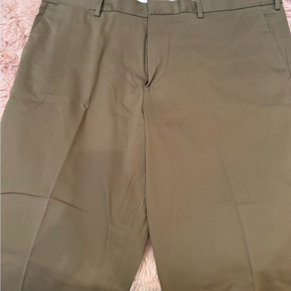 Banana Republic Men's Olive Chinos